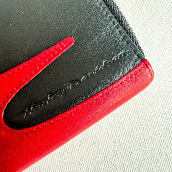 Harley Davidson Black Red Small Zip Around Wallet - Picture 4 of 6